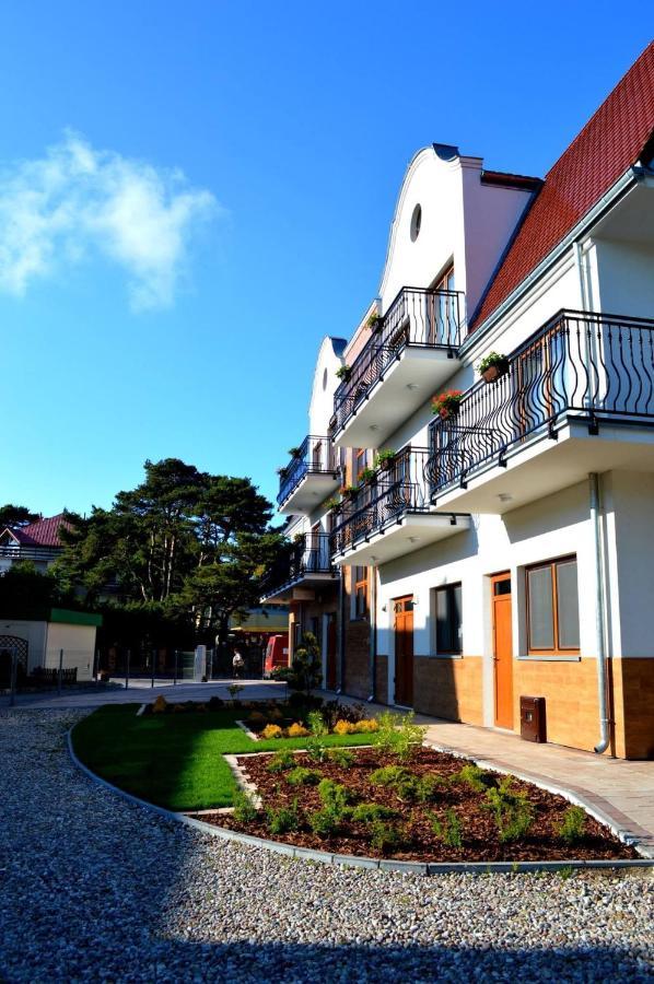 Grot Bed & Breakfast Mrzezyno Exterior photo